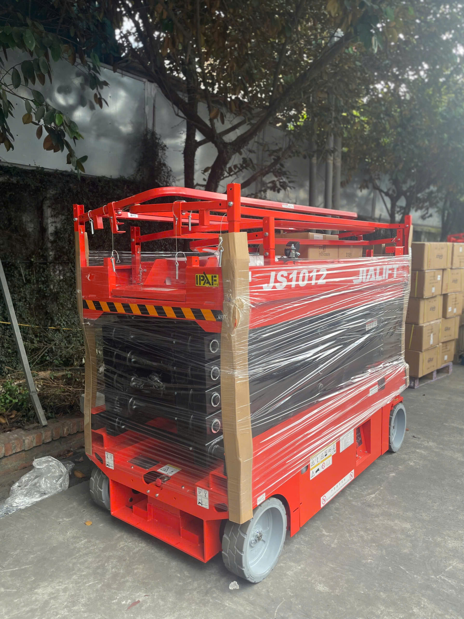 XE NÂNG NGƯỜI CẮT KÉO 10M JIALIFT JS1012 - Ảnh 4