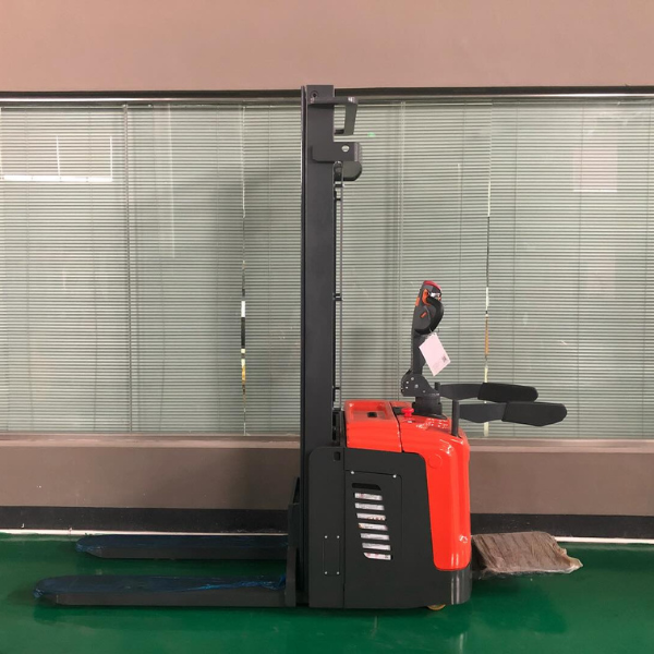 XE NÂNG ĐIỆN STACKER 2 TẤN CL2045GA