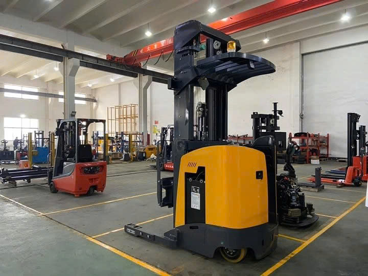 XE NÂNG ĐIỆN REACH TRUCK CẮT KÉO 1,8 TẤN QGB1850X - Ảnh 2