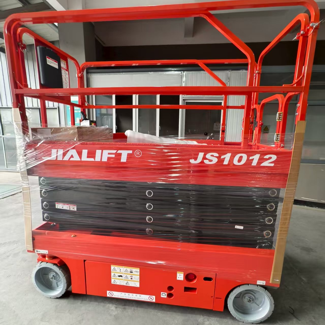 XE NÂNG NGƯỜI CẮT KÉO 10M JIALIFT JS1012 - Ảnh 2