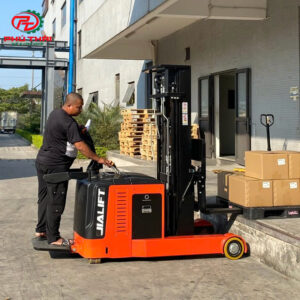 Alternative view of XE NÂNG ĐIỆN REACH TRUCK 2 TẤN Q2030GA/Q2045GA/Q2060GA