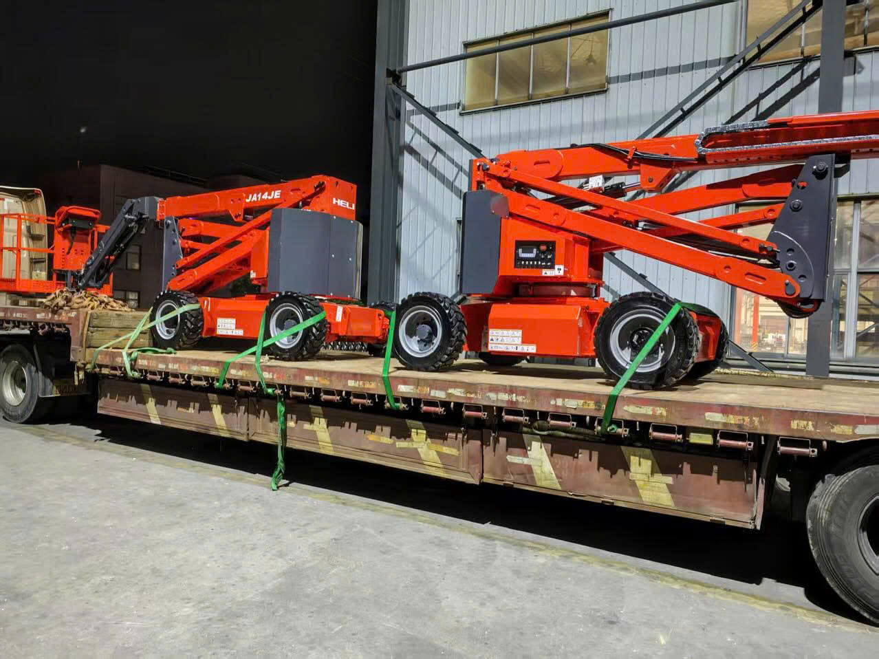 THANG NÂNG NGƯỜI BOOMLIFT JIALIFT 14M-20M - Ảnh 6