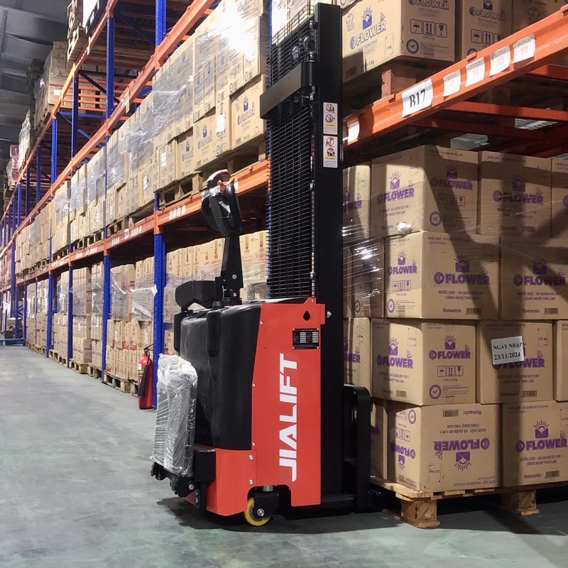 XE NÂNG ĐIỆN STACKER 1,5 TẤN CL1532E - Ảnh 3