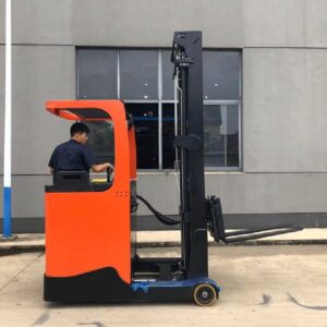 XE NÂNG ĐIỆN REACH TRUCK 1,5 TẤN Q1545GB