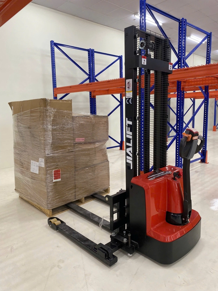 XE NÂNG ĐIỆN CHÂN RỘNG 1,3 TẤN CL1330GHY - Ảnh 7
