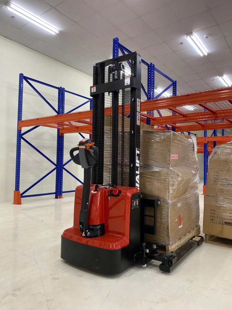 XE NÂNG ĐIỆN CHÂN RỘNG 1,3 TẤN CL1330GHY - Ảnh 3